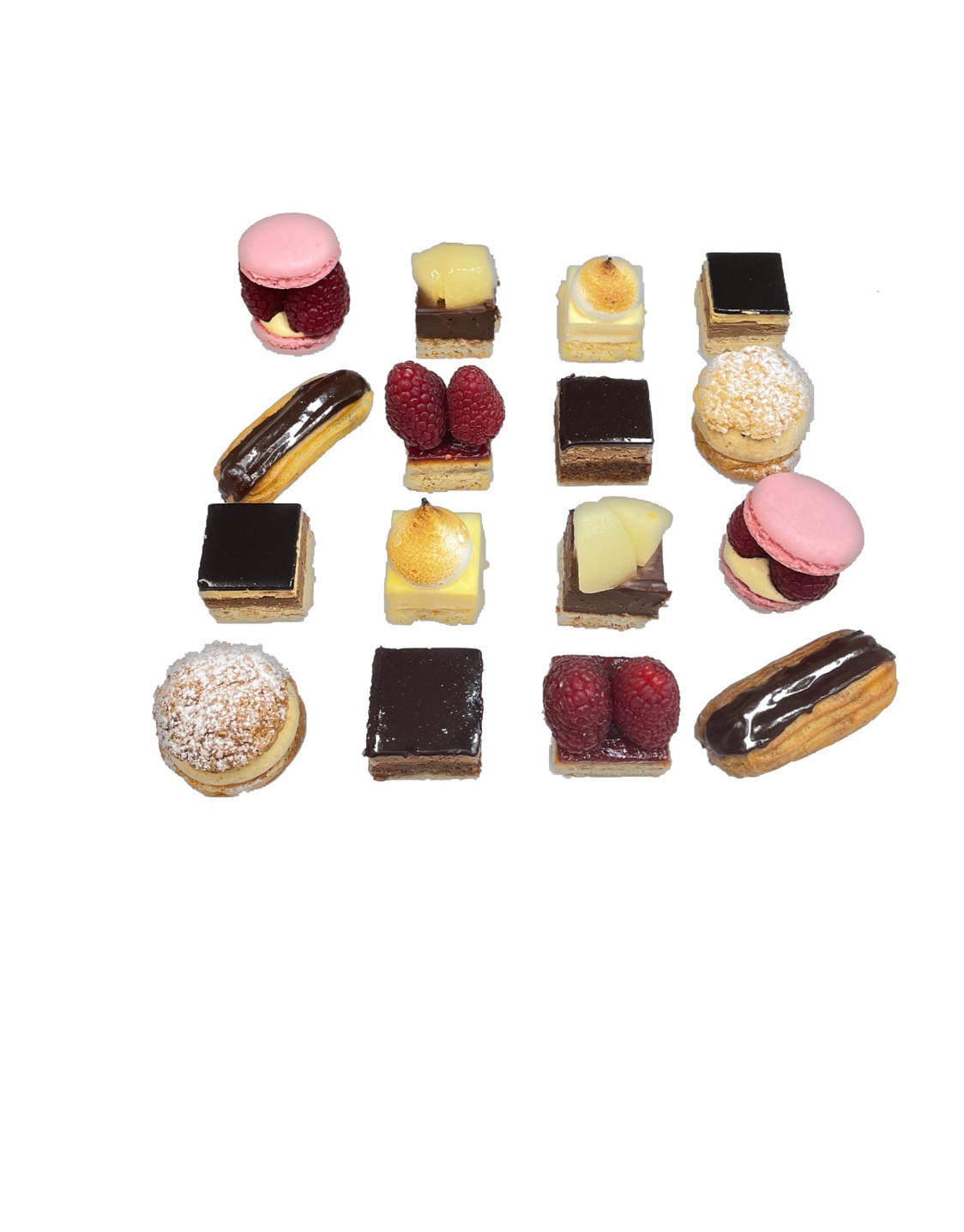 ASSORTIMENT DE GÂTEAUX DE SOIRÉE